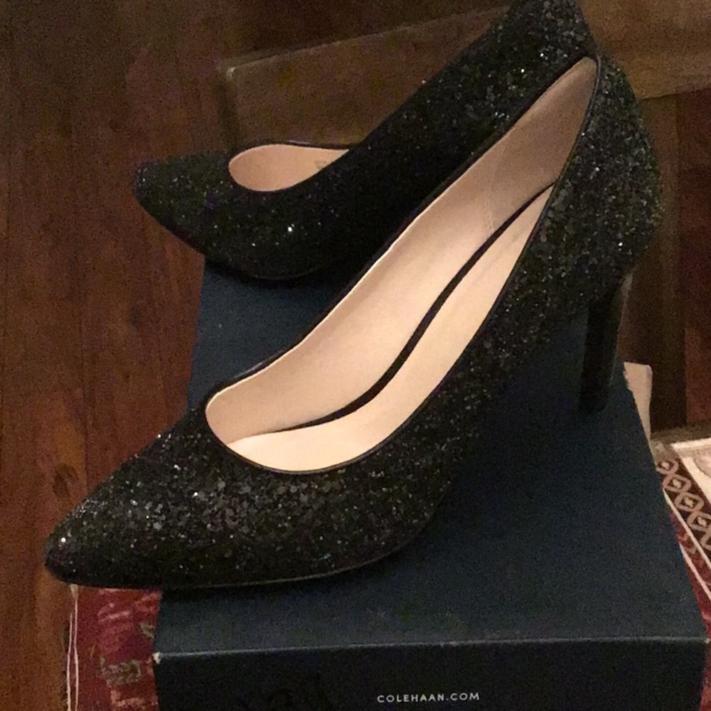 Cole Haan Womens Amela Grand Pump Pointed Toe Classic Pumps sz 7 Black glitter